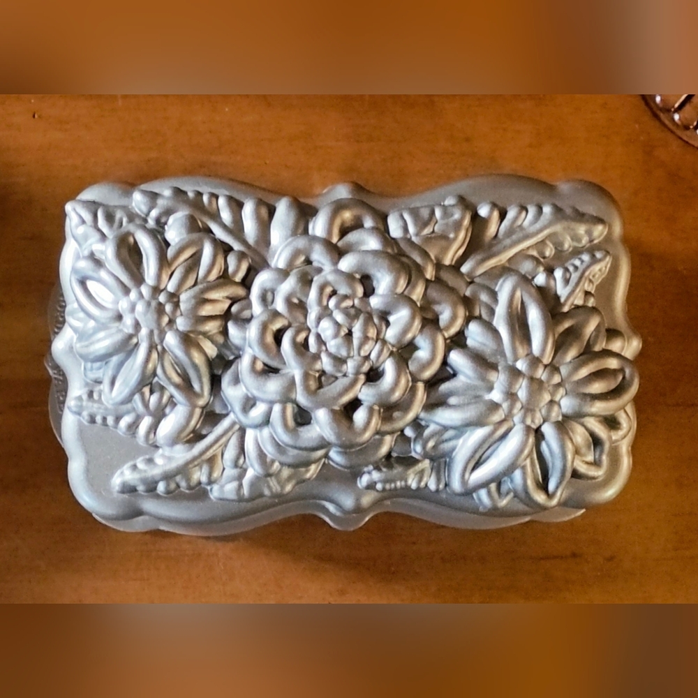 Wildflowers Silver Loaf Pan